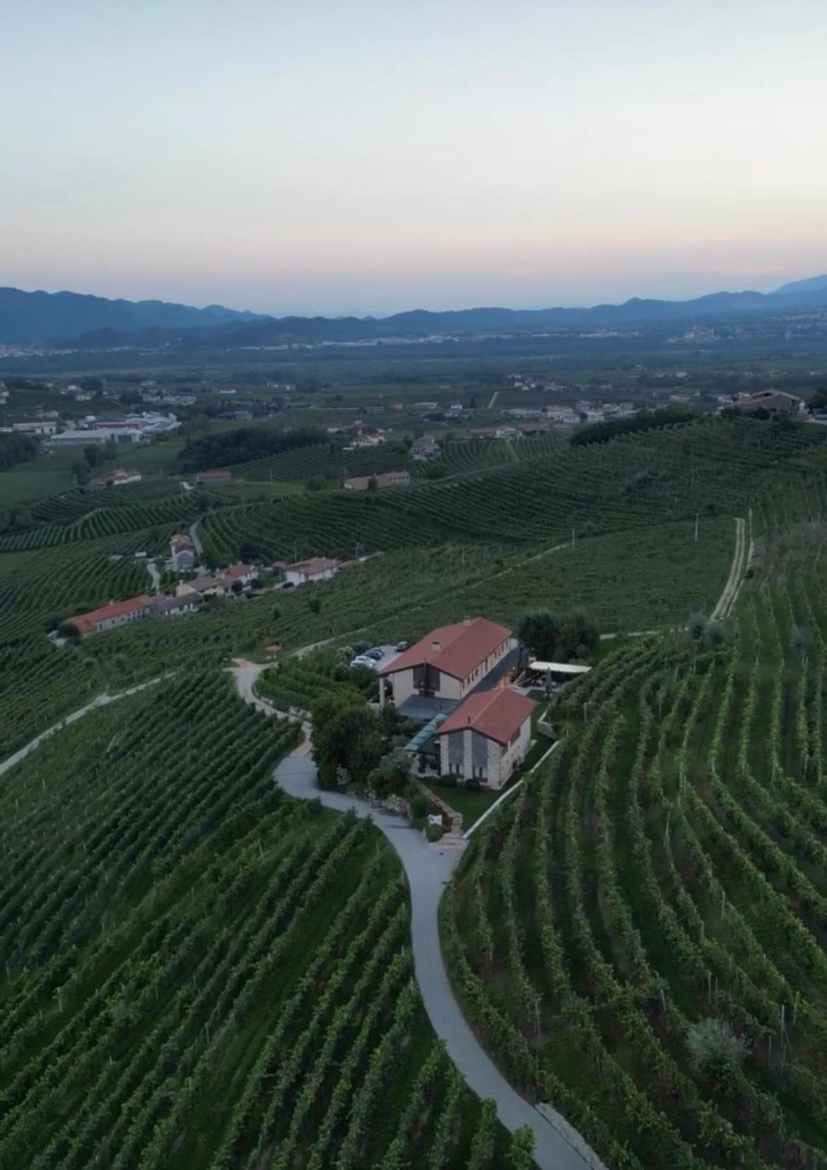 Agriturismo Vedova Вальдобб'ядене Екстер'єр фото